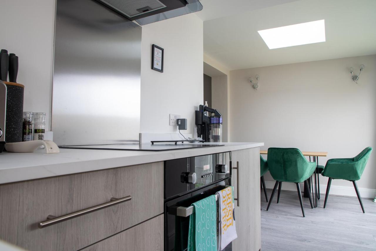 Wave Stays - Ground Floor Apartment - Outside Seating Area Cleveleys Esterno foto