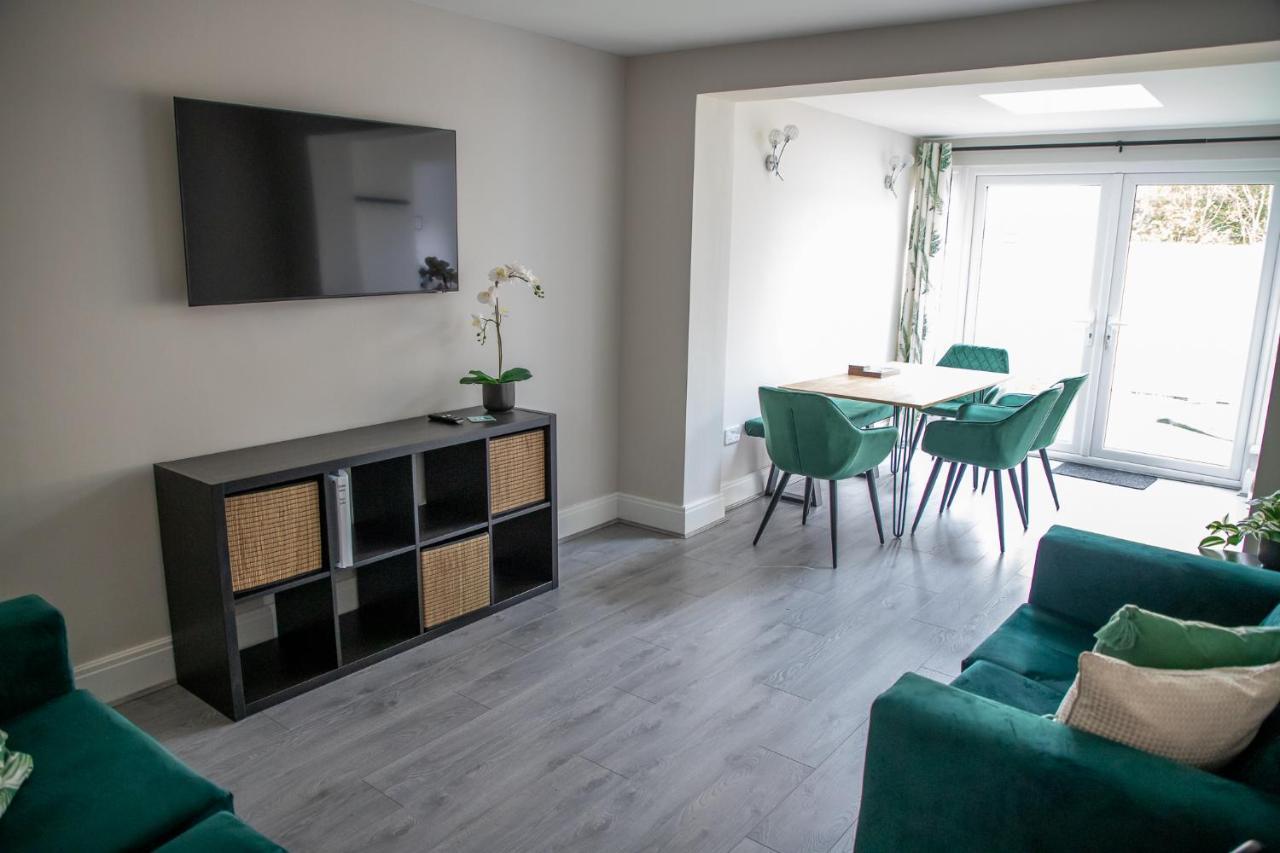 Wave Stays - Ground Floor Apartment - Outside Seating Area Cleveleys Esterno foto