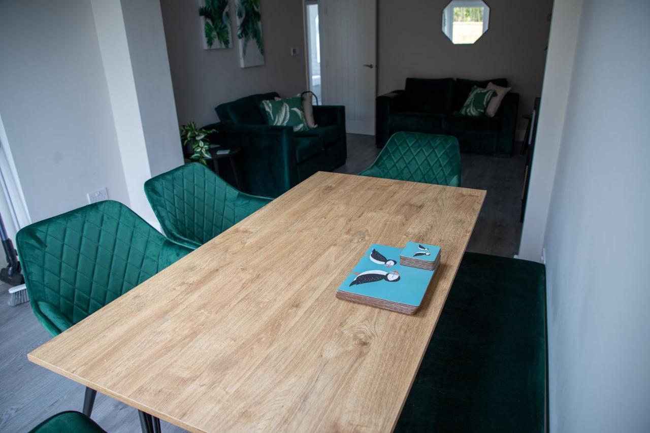 Wave Stays - Ground Floor Apartment - Outside Seating Area Cleveleys Esterno foto